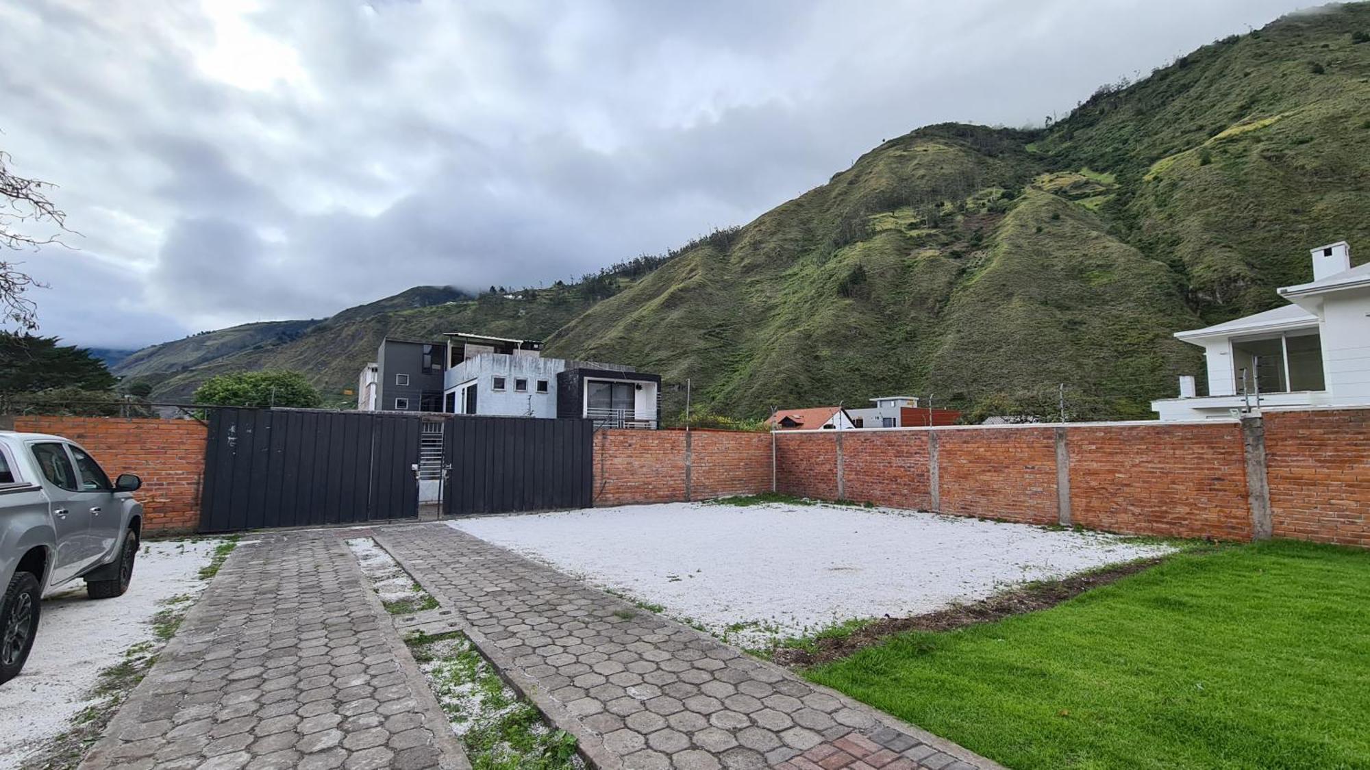 Premium Holiday Cabin - Spectacular Tungurahua Volcano View Banos  Exterior photo